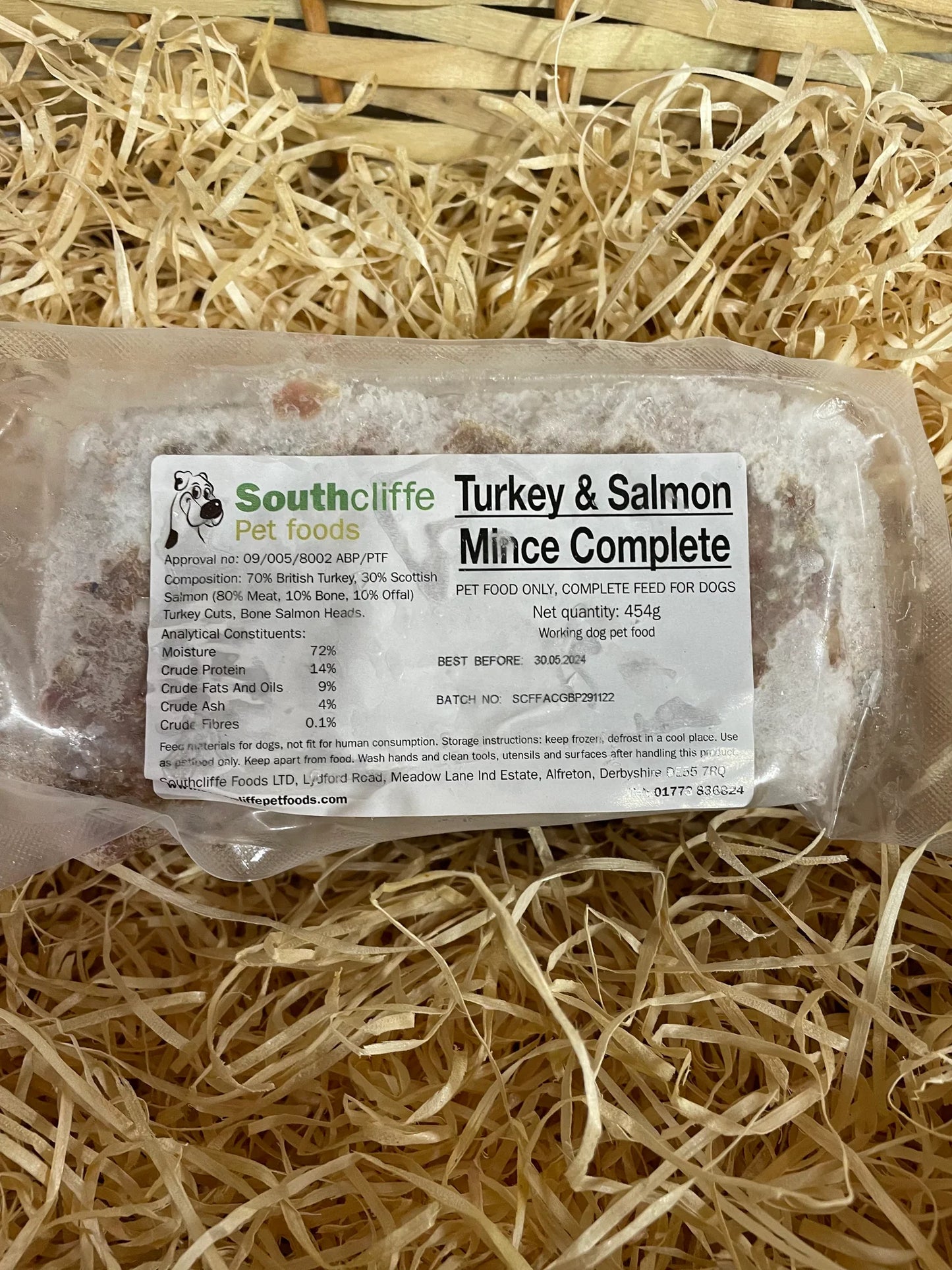 Southcliffe Complete Turkey & Salmon Mince. 80/10/10